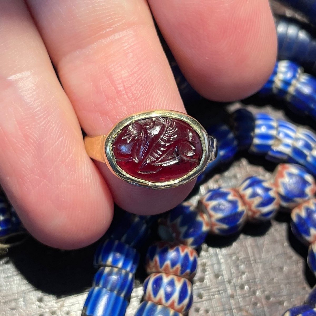 Gold Ring With A Garnet Intaglio Of Pegasus. Sasanian, 3rd - 7th Century Ad.-photo-2