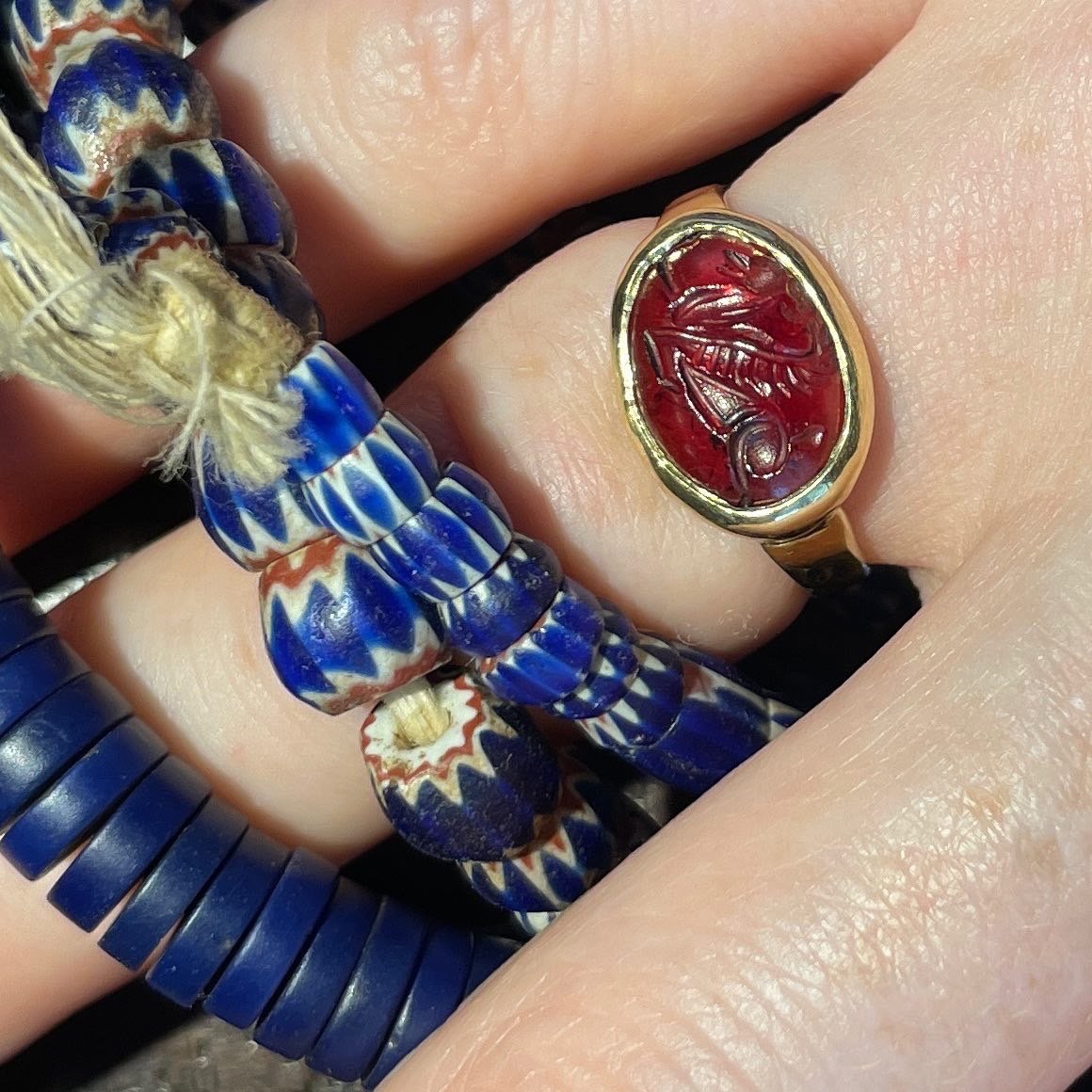 Gold Ring With A Garnet Intaglio Of Pegasus. Sasanian, 3rd - 7th Century Ad.-photo-8