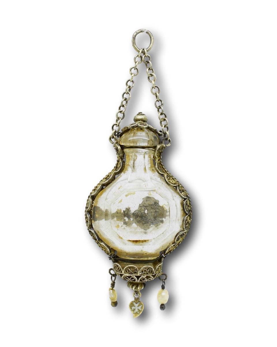 Silver Gilt Filigree Mounted Rock Crystal Flask Pendant. Spanish, 17th Century.-photo-5