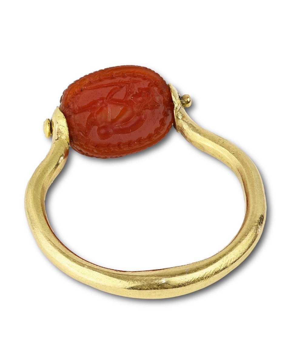 Gold Ring With An Ancient Carnelian Scarab. Etruscan, 4th - 5th Century Bc.-photo-5