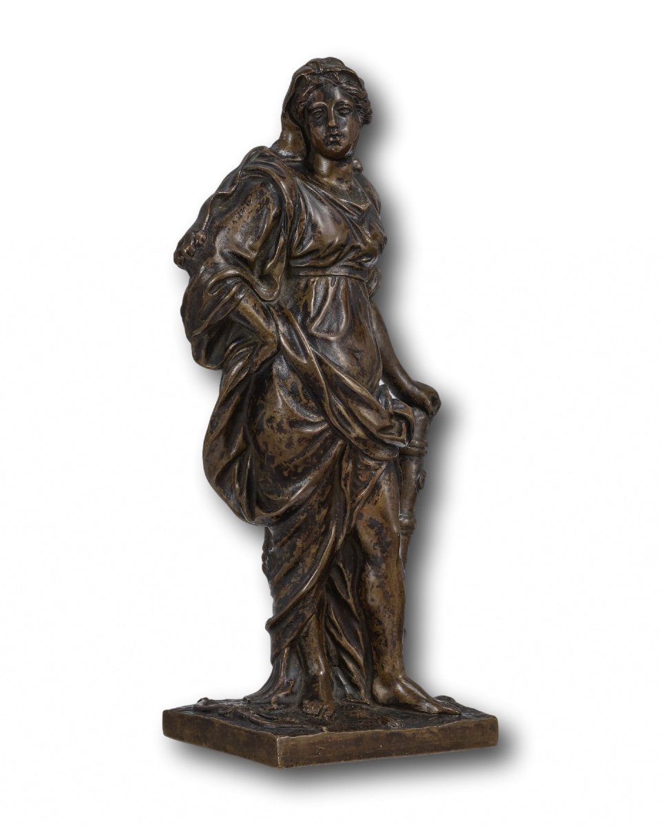 Bronze Figure Of Omphale. French, Late 17th - Early 18th Century.-photo-5