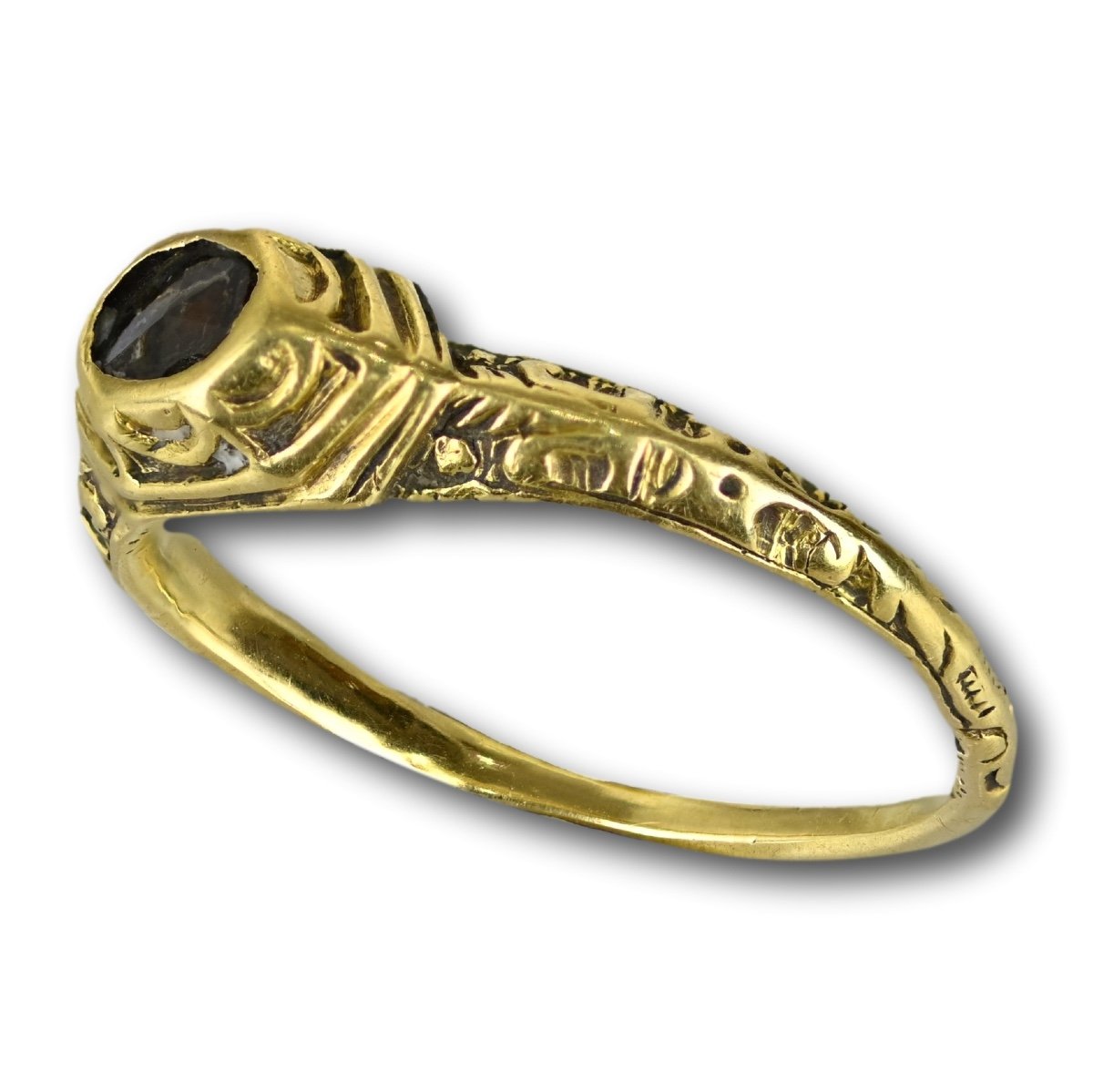 Delicate Renaissance Gold Ring Set With A Diamond. European, 16th Century.-photo-2