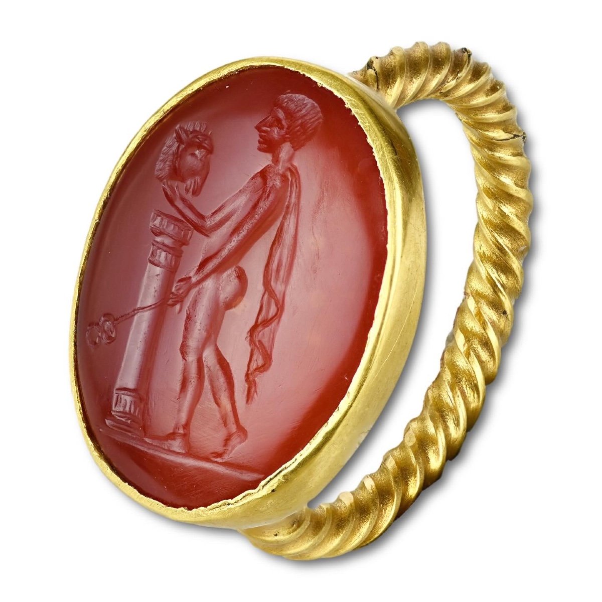 Bague En Or Avec Une Intaille En Cornaline d'Hermès Kriophoros. Romain, 1er Siècle Avant Jc.-photo-5