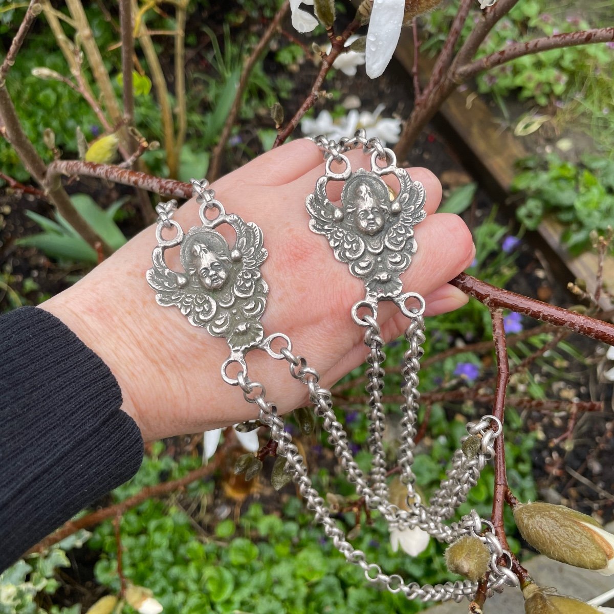 Silver Double Long Chain Set With Putto Heads. Italian, 17th Century.-photo-6