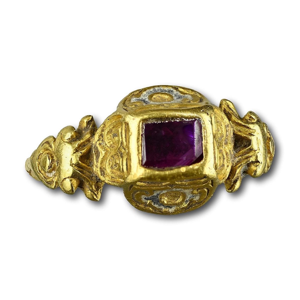 Renaissance Gold And Enamel Ring Set With A Ruby. Western Europe, 16th Century.-photo-3