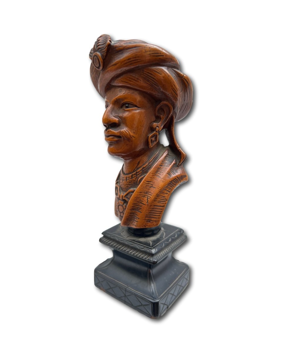 A Fine Boxwood Bust Of A Turk.  French, 19th Century.-photo-4