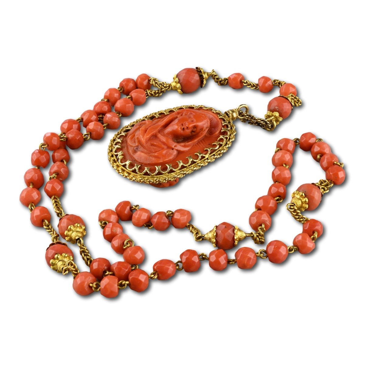 Coral And Gold Rosary. Sicilian, First Quarter Of The 17th Century.-photo-1
