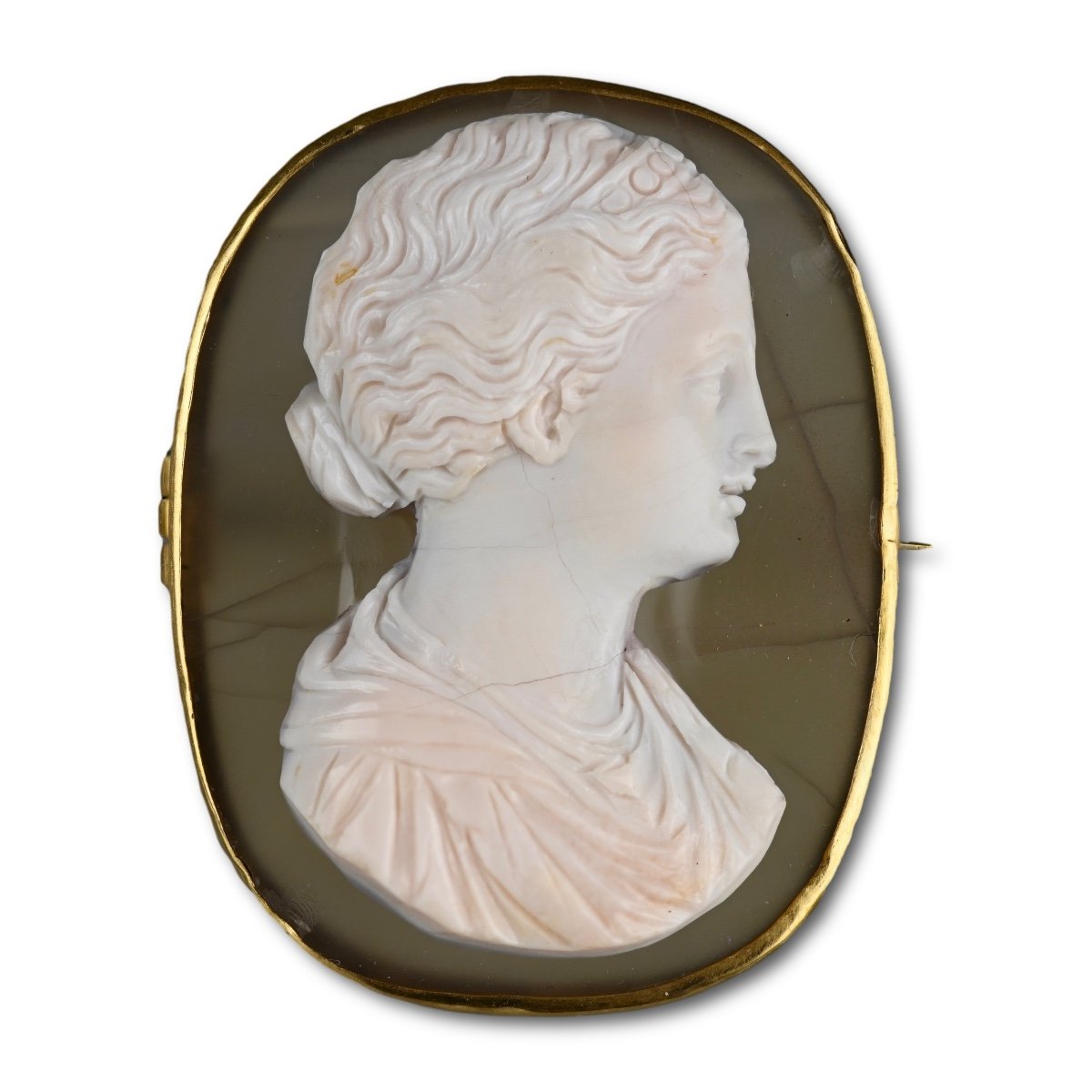 Renaissance Sardonyx Cameo Of A Beautiful Young Woman. Italian, 16th Century.