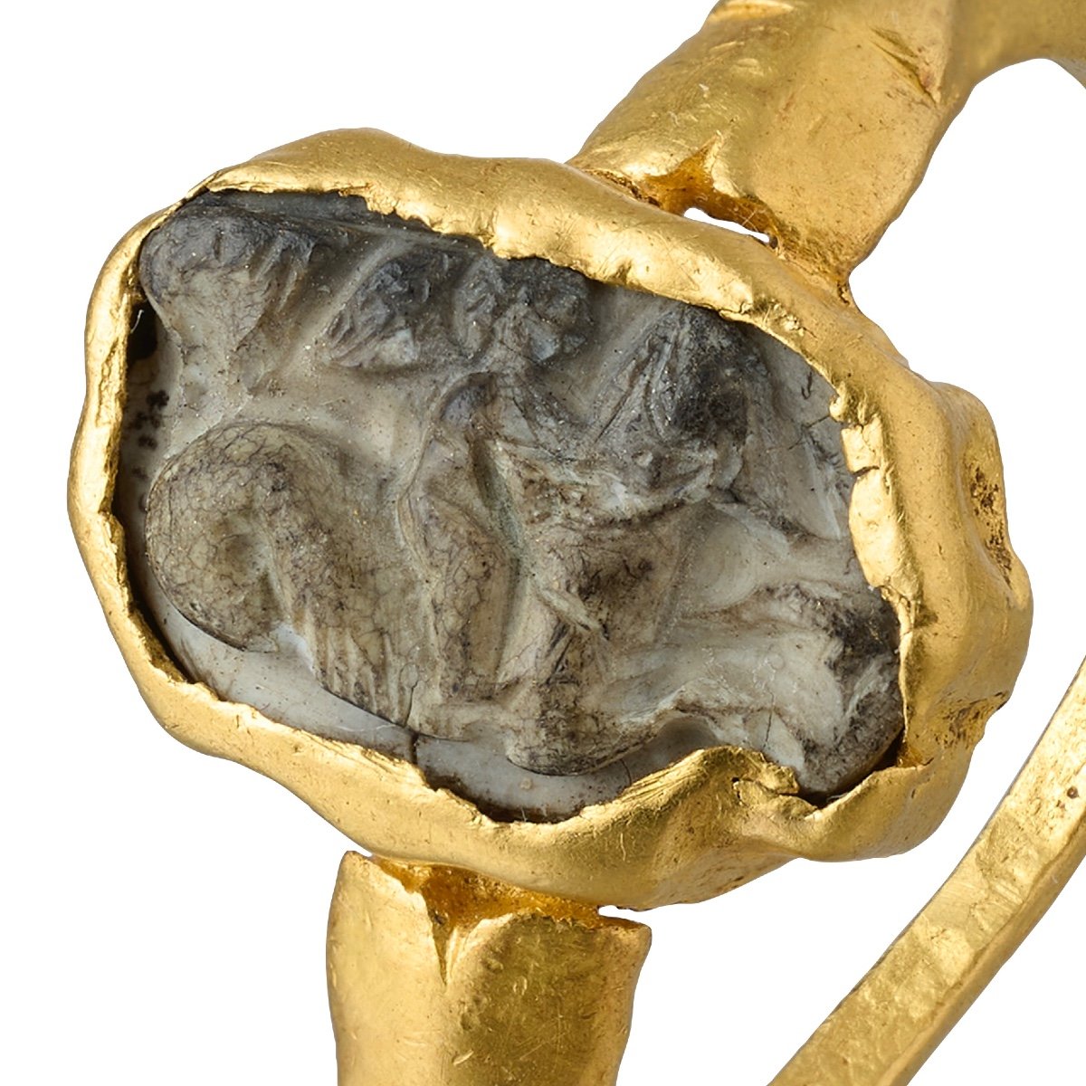 Ancient Gold Ring Set With A Burnt Agate Cameo Of Eros Riding A Hippocampus.-photo-4