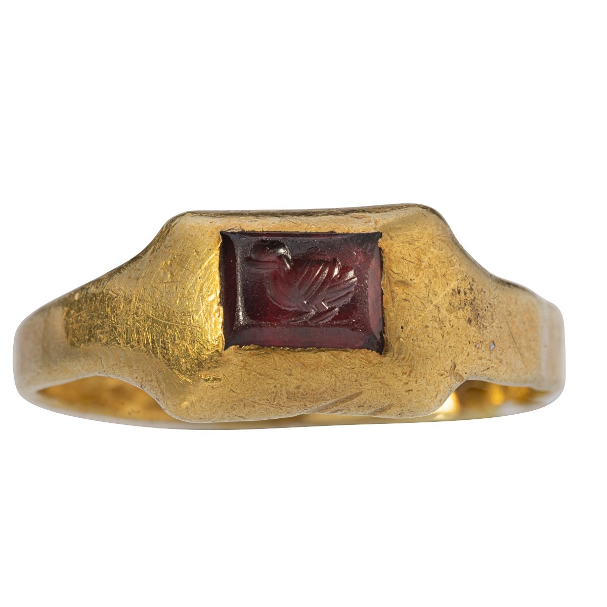 Ancient Gold Ring With A Garnet Intaglio Of A Duck. Roman, 1stc Bc - 1stc Ad. 