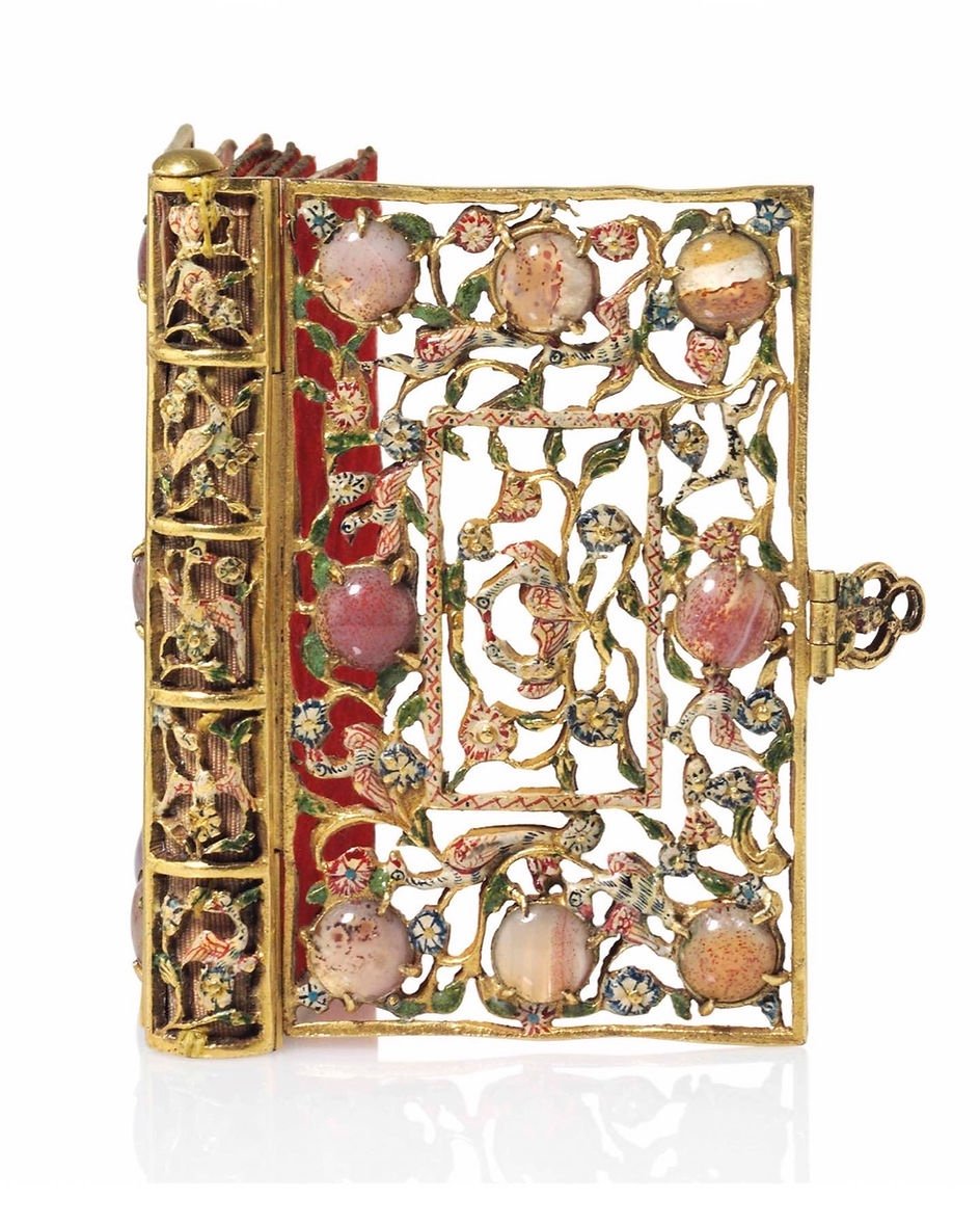 Book Shaped Needle Case With Garnets And Agates. Dutch, Circa 1700. -photo-1