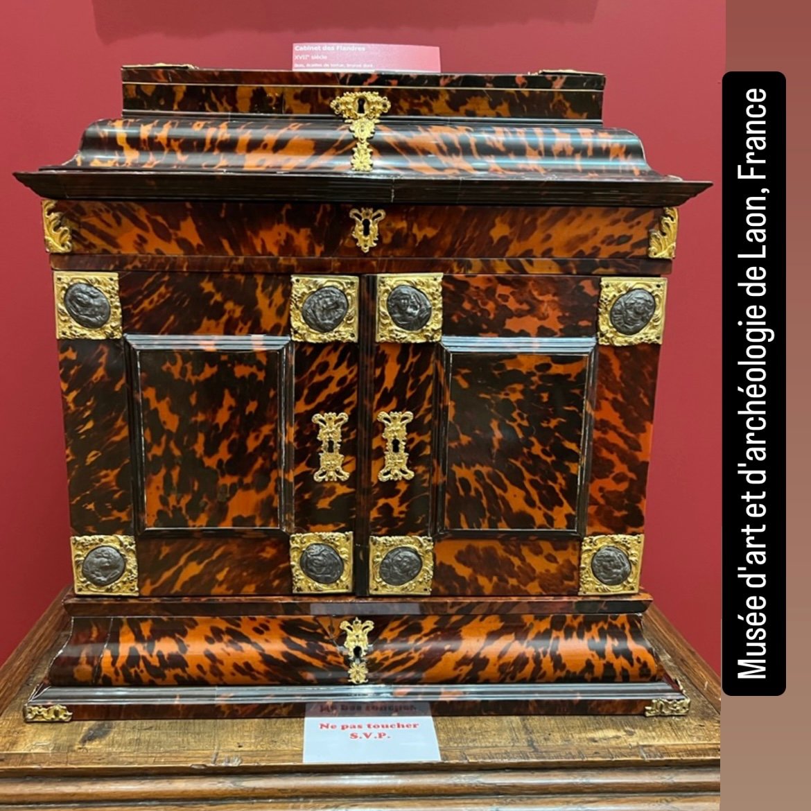 Tortoiseshell Table Cabinet With Polychromed Interior. Antwerp, Mid 17th Century-photo-2