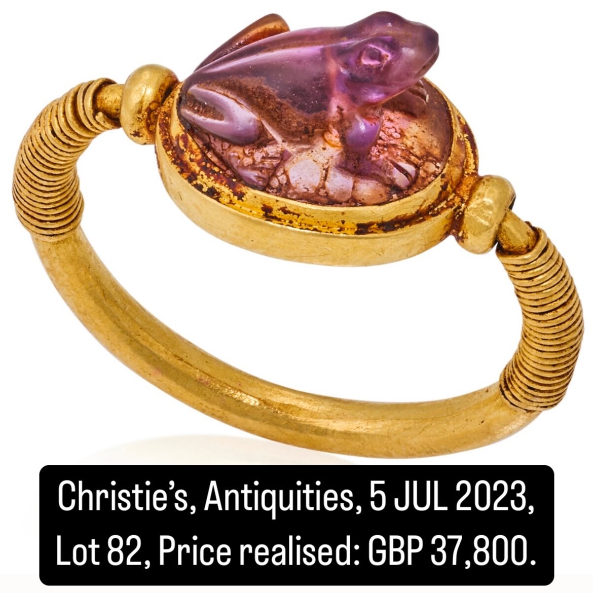 Ancient Egyptian Gold Ring Set With An Agate Amulet Of A Recumbent Bull.-photo-6