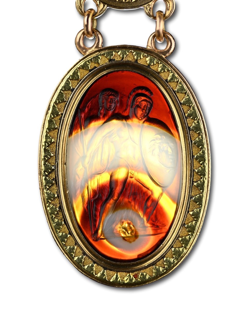 Pendentif En Or Avec Une Intaille De Persée Et Andromède, XVIIe - XVIIIe Siècle.  -photo-2