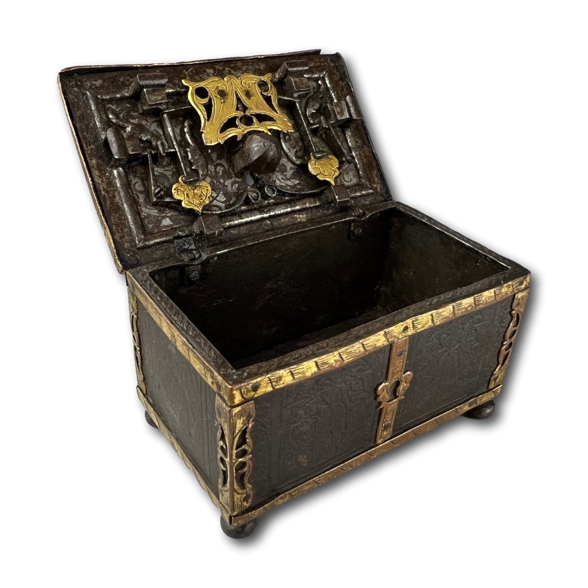 Copper And Steel Miniature Strongbox In The Manner Of Michel Or Conradt Mann.-photo-3