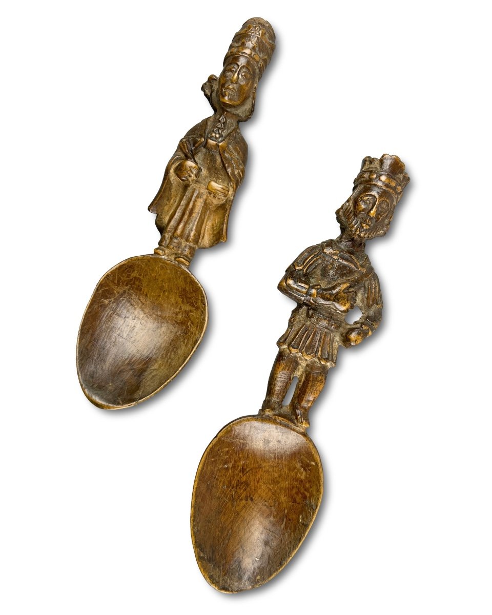 Pair Of Figural Fruitwood Spoons. German Or Dutch, 17th Century.