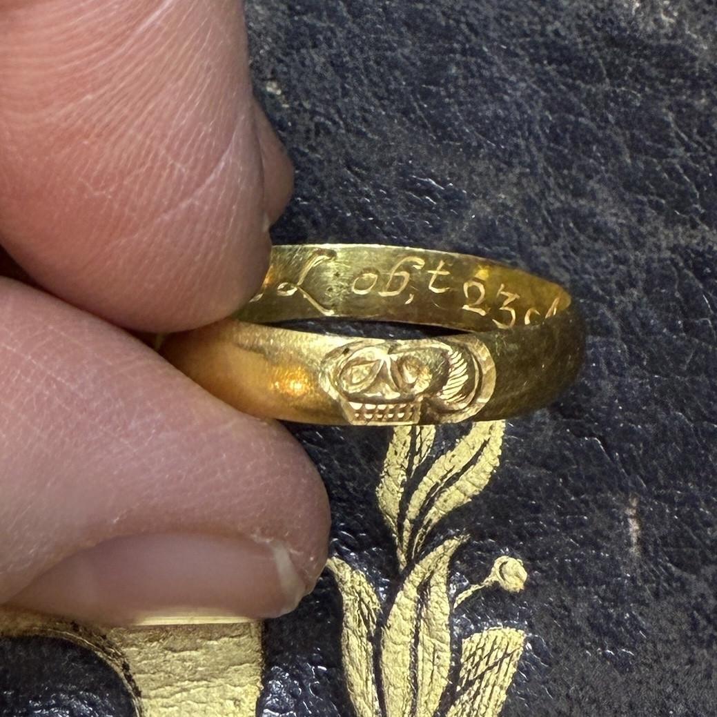 Gold Memento Mori Mourning Ring, Dated 1692. English, Late 17th Century.-photo-5