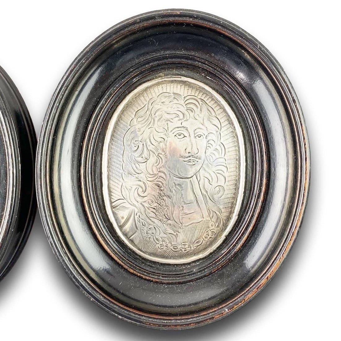 Silver Plates Engraved With James I And Charles Ii. English, Early Eighteenth Century-photo-2