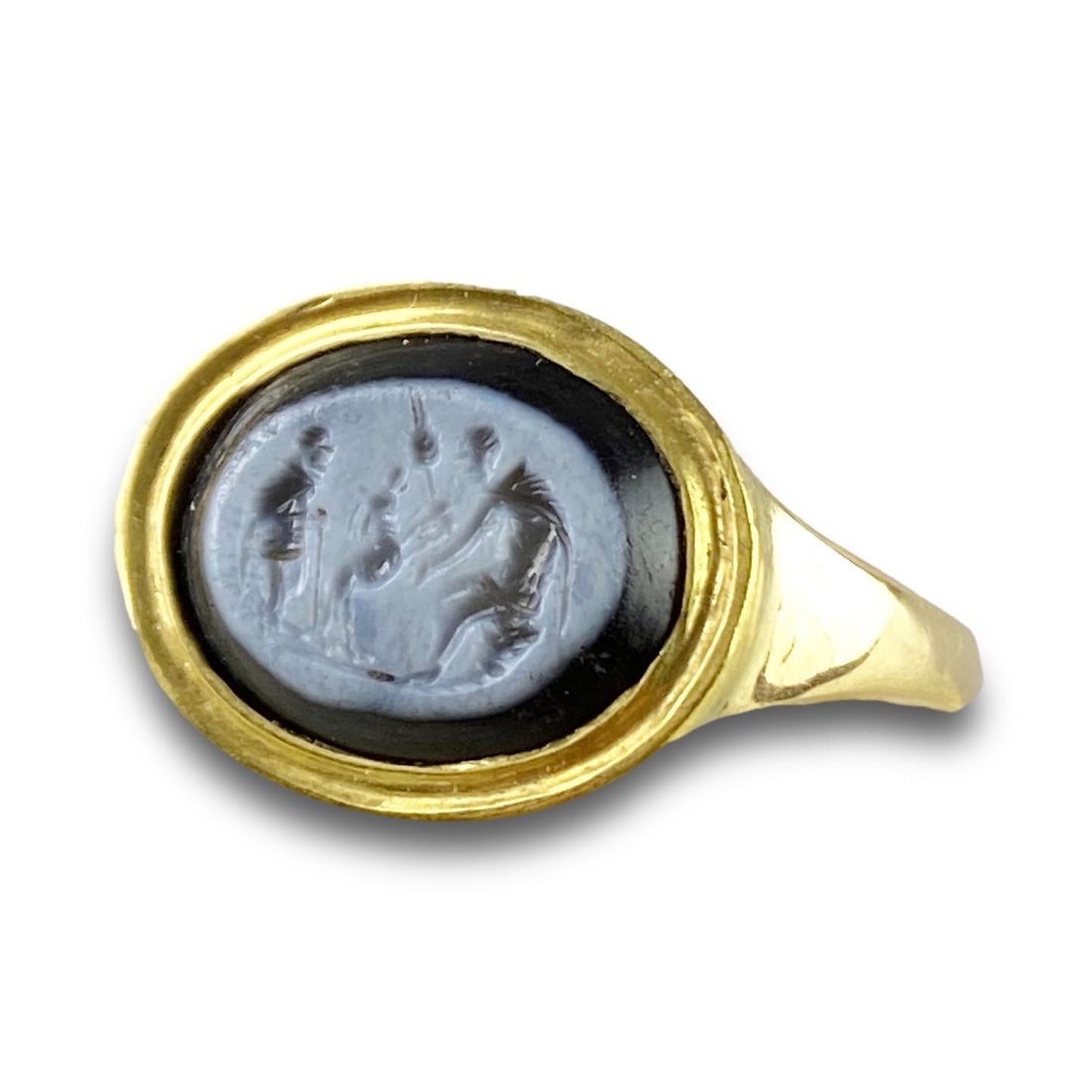Bague Sertie d'Une Intaille Roman Nicolo. 2ème Siècle A.d, Plus Tard Bague En Or.-photo-3