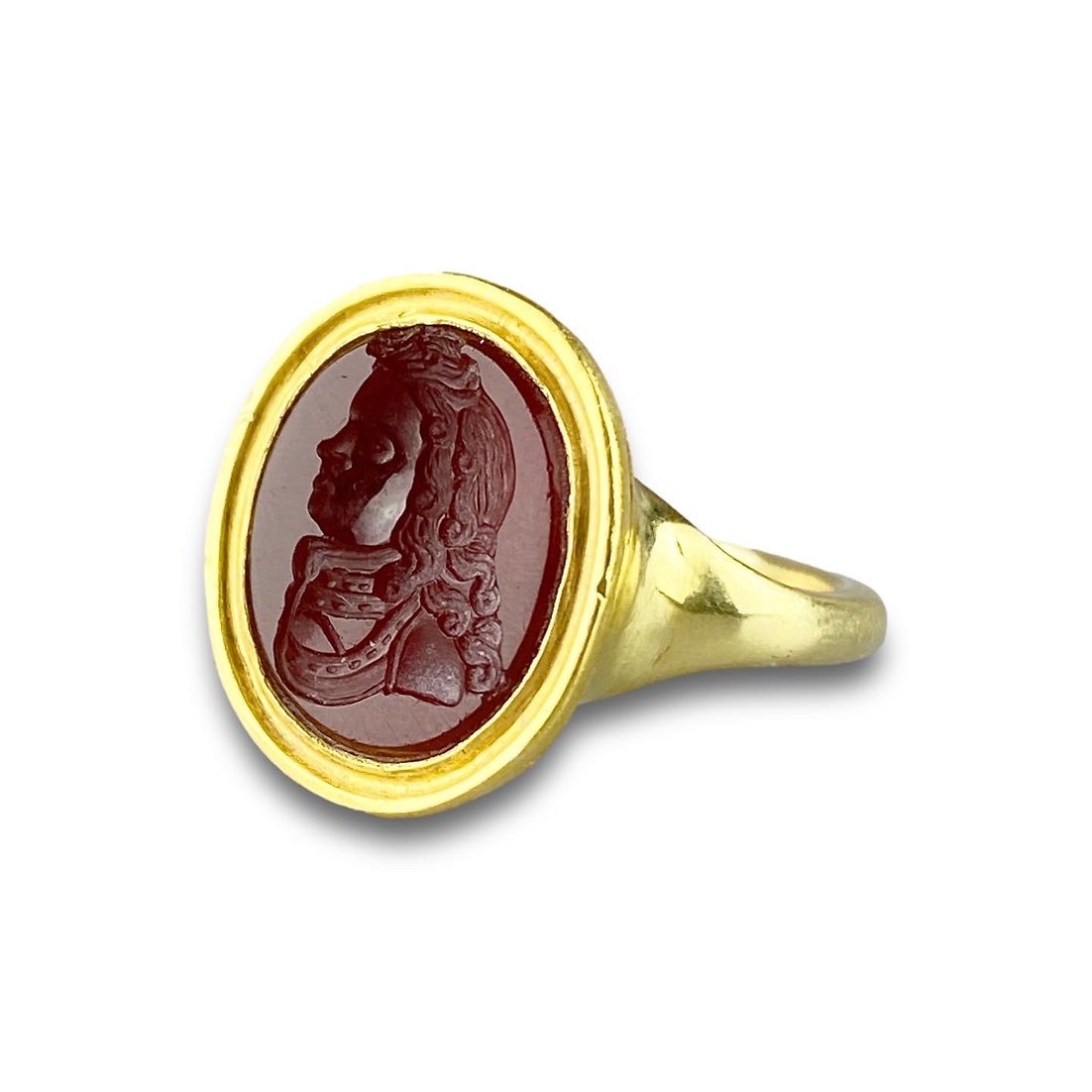 Ring With Intaglio Of Joseph I (1678-1711). 17th Century, Later Gold Ring. -photo-4