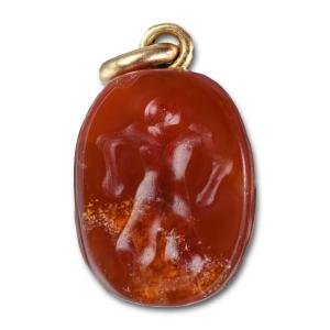 Etruscan Carnelian Scarab With Antique Gold Mount.  4th - 3rd Century Bc.