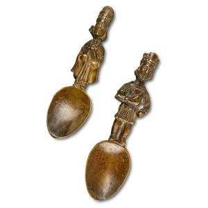 Pair Of Figural Fruitwood Spoons. German Or Dutch, 17th Century.