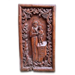 Relief En Bois Dur Avec Saint Antoine Et l'Enfant Jésus. Goa, 18ème Siècle.