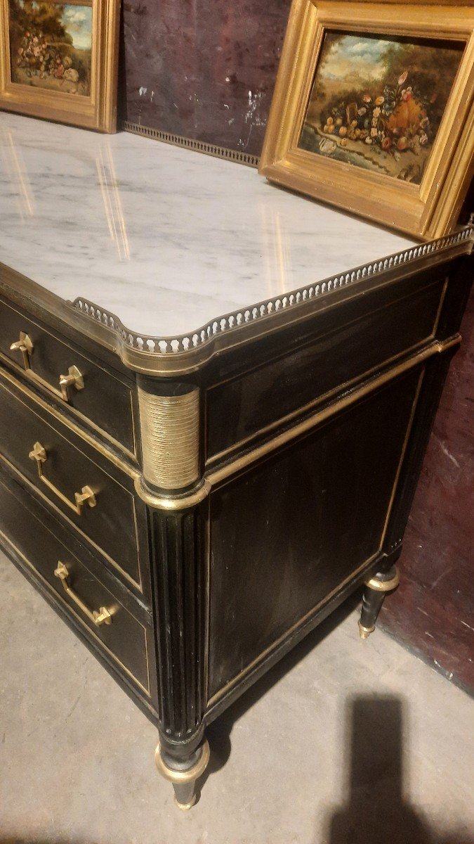 Commode Louis XVI à Galerie Noire-photo-2