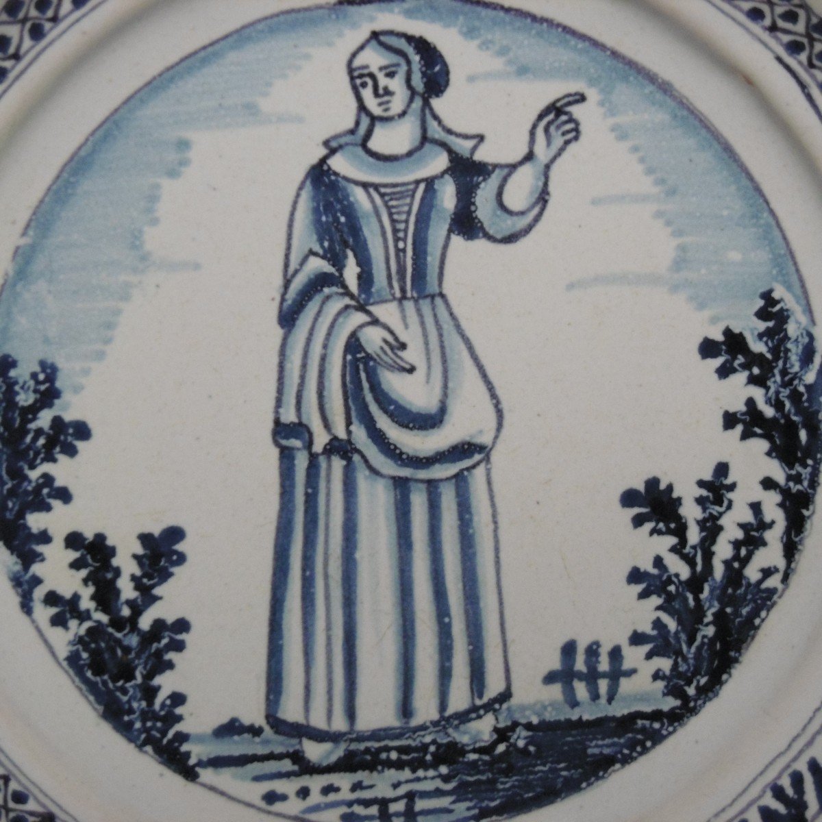 Faience De Nevers Plate First Third Of The Eighteenth Century-photo-2