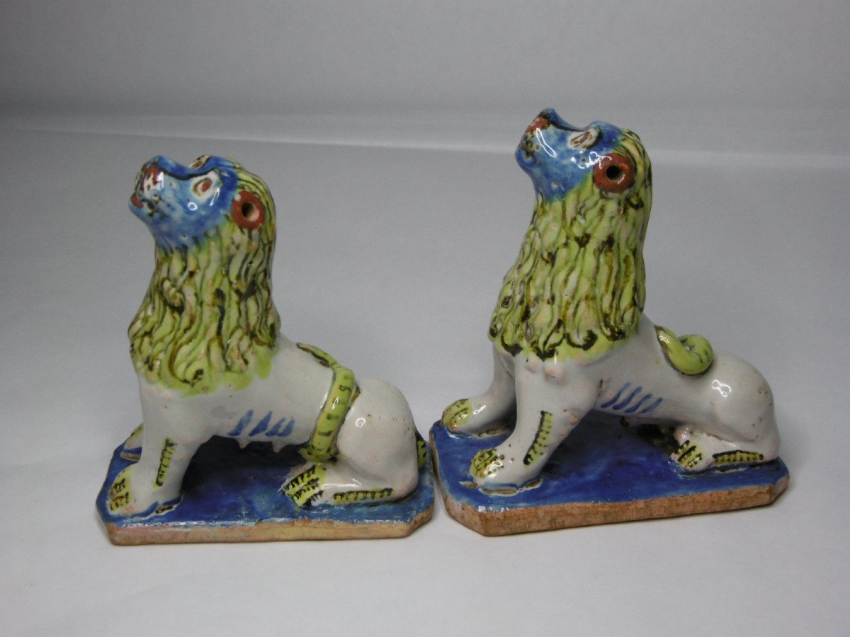 Paire De Lions En Faience De Rouen d'Epoque Dates 1777 ,marques, d'Epoque XVIIIéme-photo-3