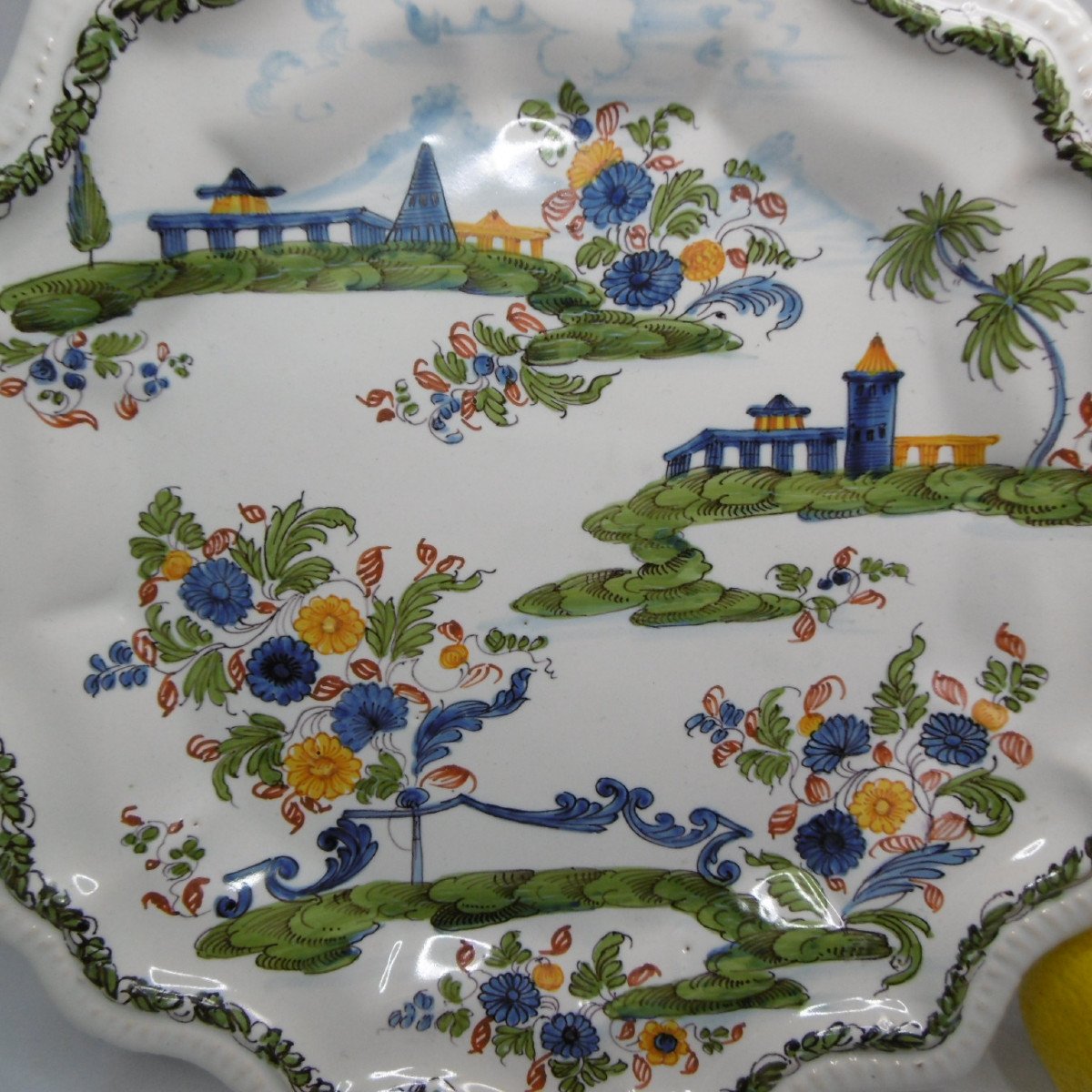 Faience De Nove Di Bassano Assiette d'époque XVIIIéme Siécle avec rouge de fer-photo-2