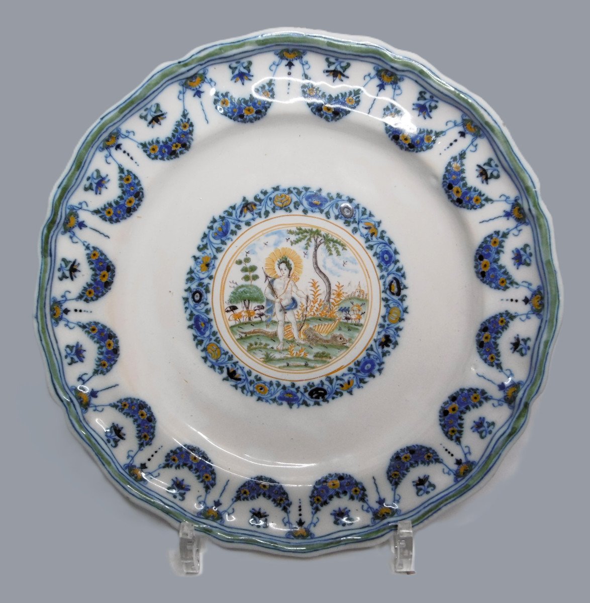 Faience De Moustiers Clerissy Assiette A Decor De Saint Georges d'Epoque XVIIIéme Siecle