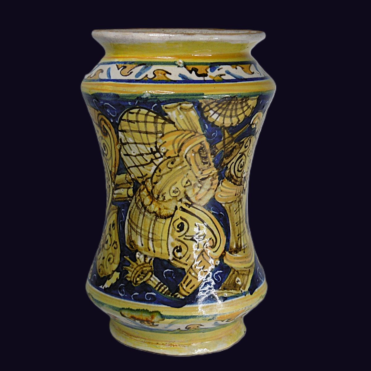 Majolica From Faenza From The End Of The 16th Century To The Beginning Of The 17th Century, Decorated By A Bishop-photo-4