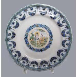 Faience De Moustiers Clerissy Assiette A Decor De Saint Georges d'Epoque XVIIIéme Siecle