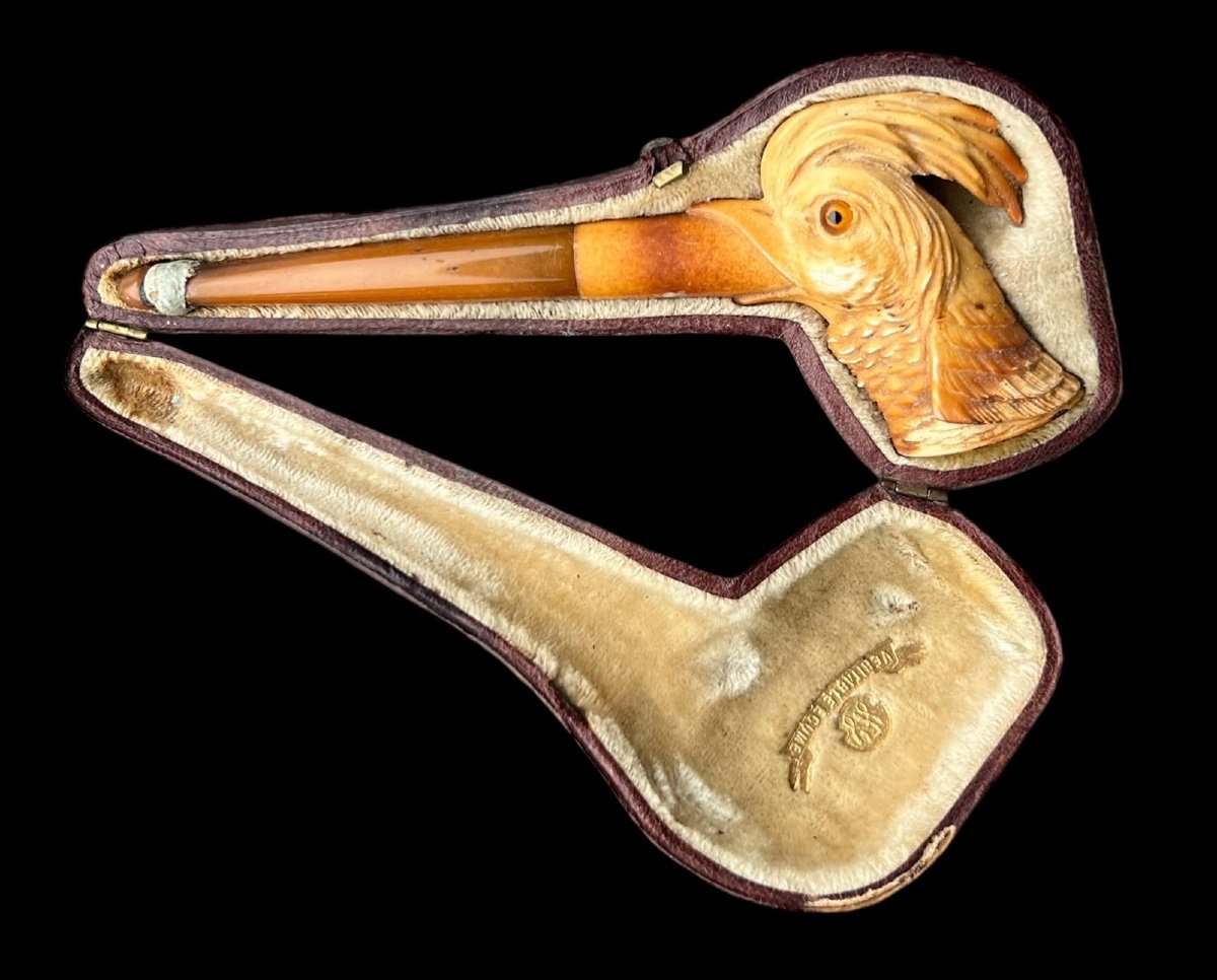 Belle Pipe de tabac En écume De Mer Avec Une Tête D’oiseau Sculptée - France - Début 20e Siècle