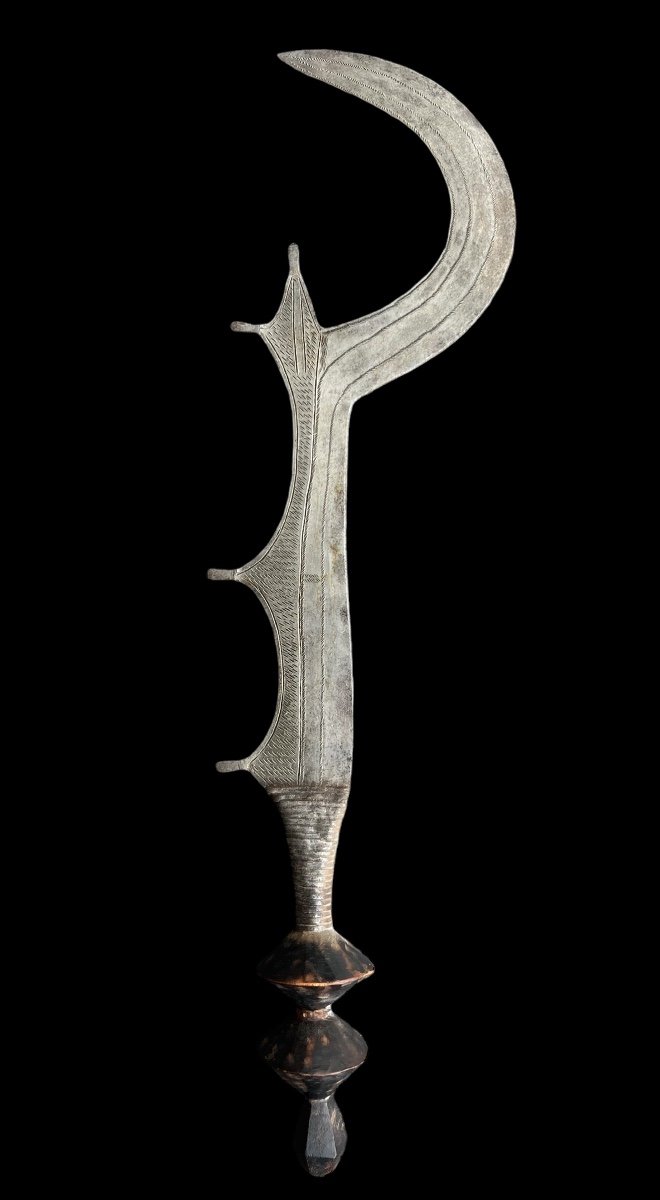 Execution Knife/sword From The 'ngombe/ngala' Tribe Of Congo - Africa - Early 20th Century