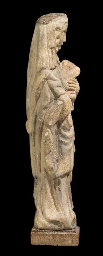 Sandstone Statue Of The Virgin And Child - 15th-16th Century - European-photo-4