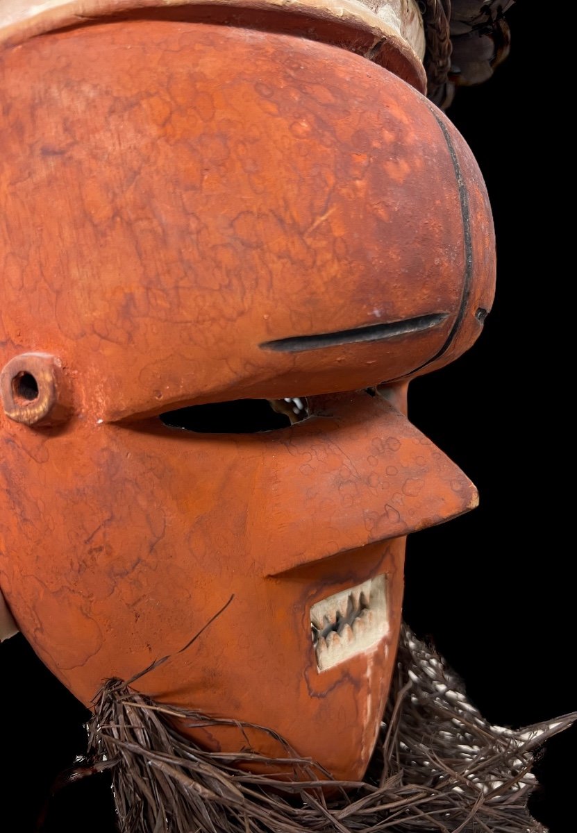 Wooden Mask With Red Kaolin From The 'salampasu' Tribe Of Congo - Africa - Early 20th Century-photo-2