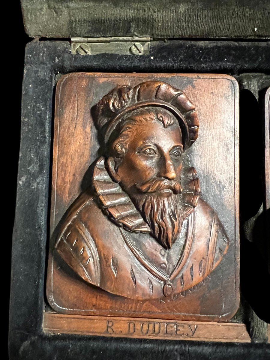 Boîte Avec Deux Portraits Sculptés En Relief Dans Buis - Anglais - 18e Siècle/ 19e Siècle ?-photo-2