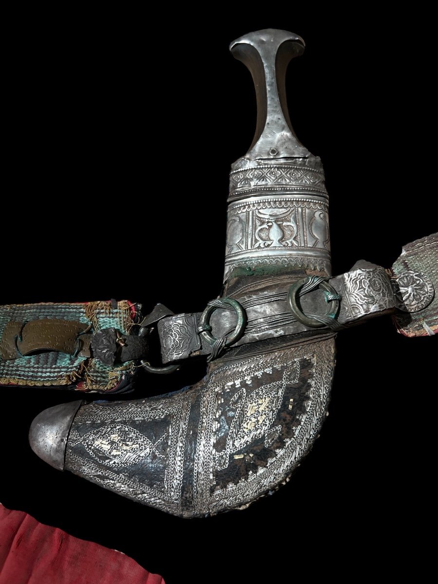 Prestige Dagger "jambiya/janbiya" In Solid Silver And Horn - Oman - 19th Century-photo-3