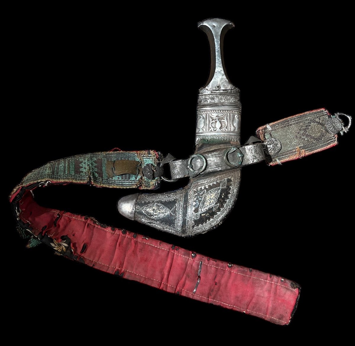 Prestige Dagger "jambiya/janbiya" In Solid Silver And Horn - Oman - 19th Century