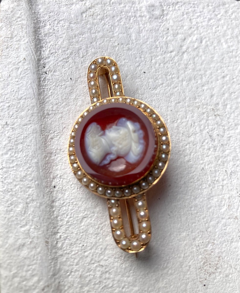 19th Century Gold Cameo Brooch -photo-3