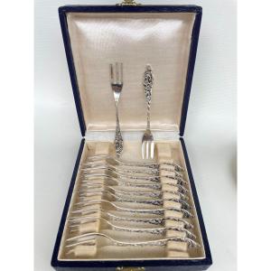 Box Of 12 Small Cake Forks In Silver Metal