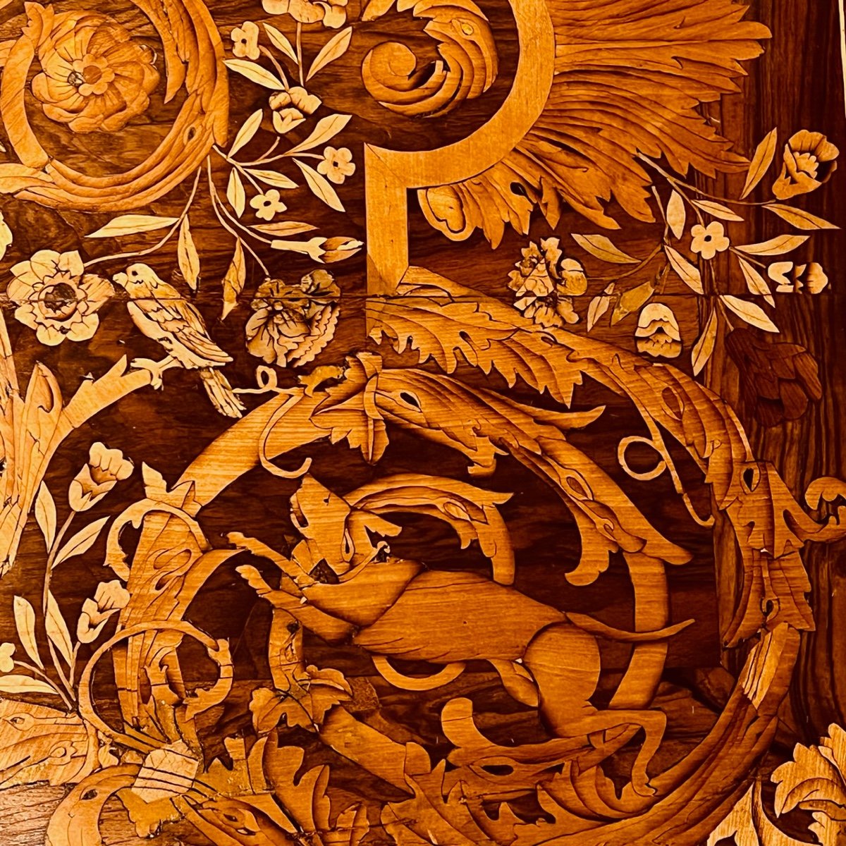 Ceremonial Table Marquetry Flowers, Birds, Dogs And Scrolls-photo-3