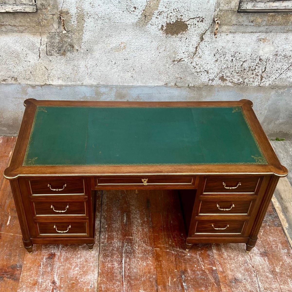 Louis XVI Style Mahogany Pedestal Desk -photo-1