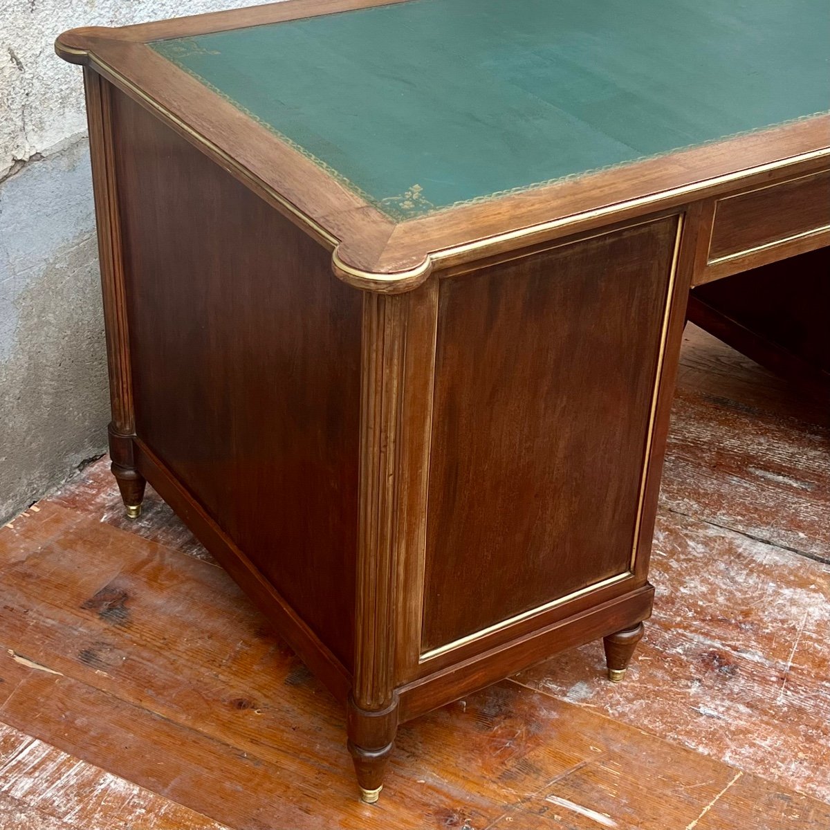 Louis XVI Style Mahogany Pedestal Desk -photo-3