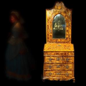 Scriban Italy 18th Century Inlaid Walnut And Venetian Mirror