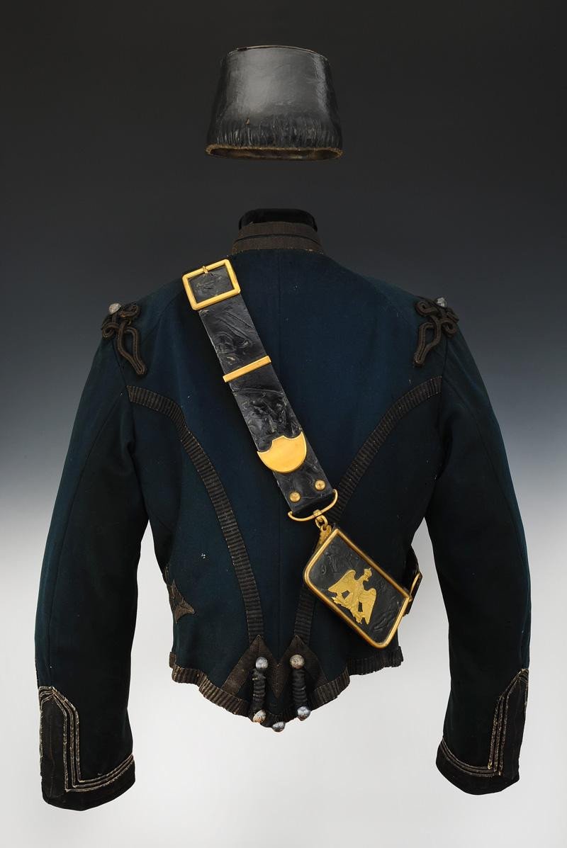 Uniforme De Capitaine Du 3ème Régiment De Chasseurs à Cheval, Modèle 1854, Second Empire.-photo-3