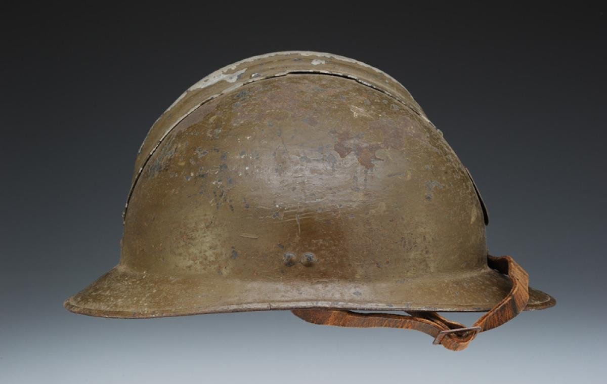 Casque Adrian d'Un Soldat Au 3ème Régiment De Tirailleurs Algériens, Modèle 1926-photo-1