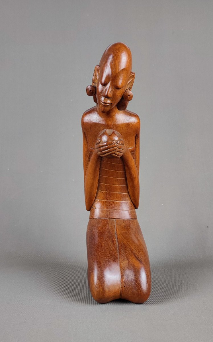 Bali, Indonesia, Wooden Statue Circa 1950-photo-2